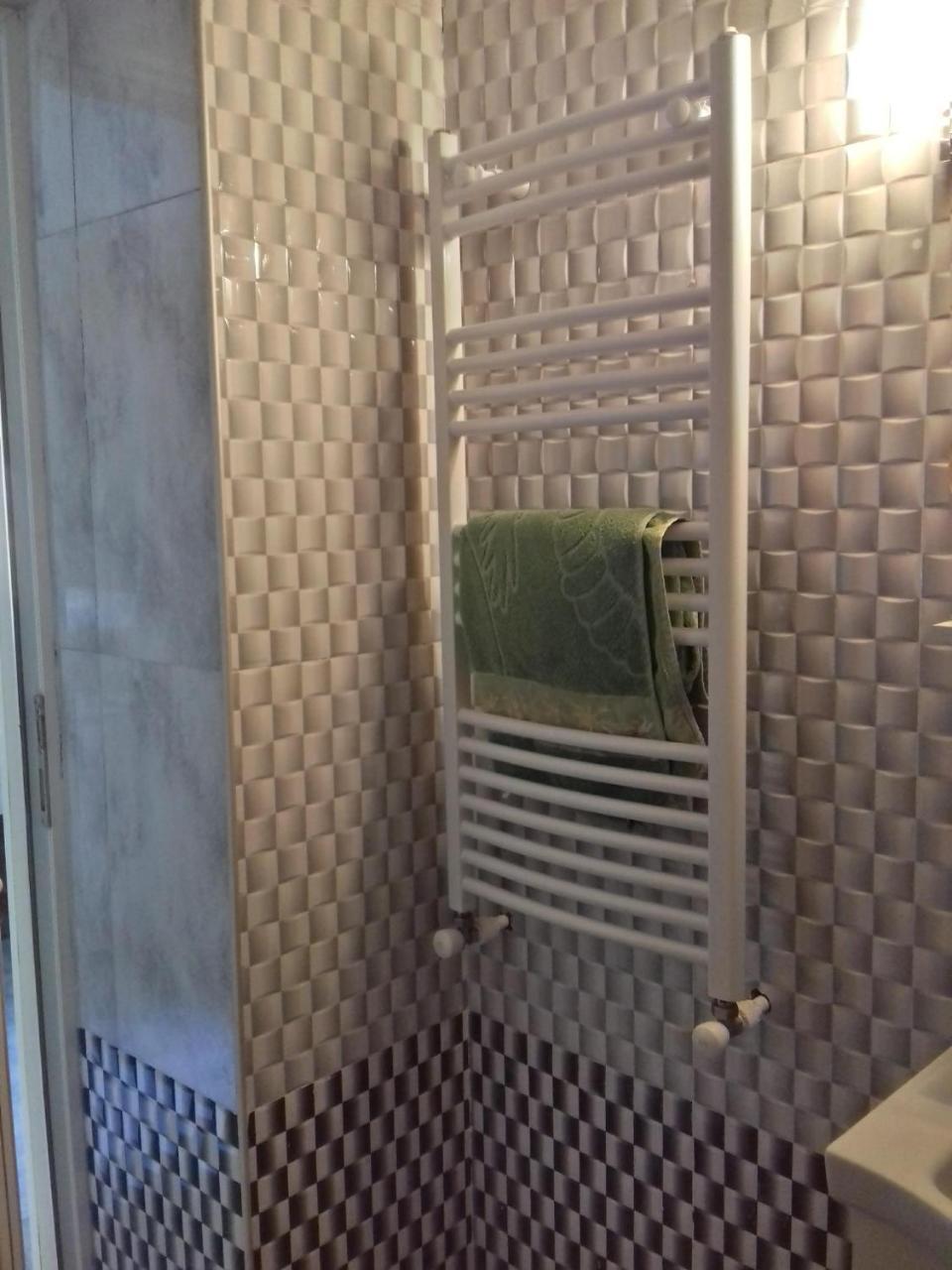 Mti House Hotel Kvesheti Kültér fotó
